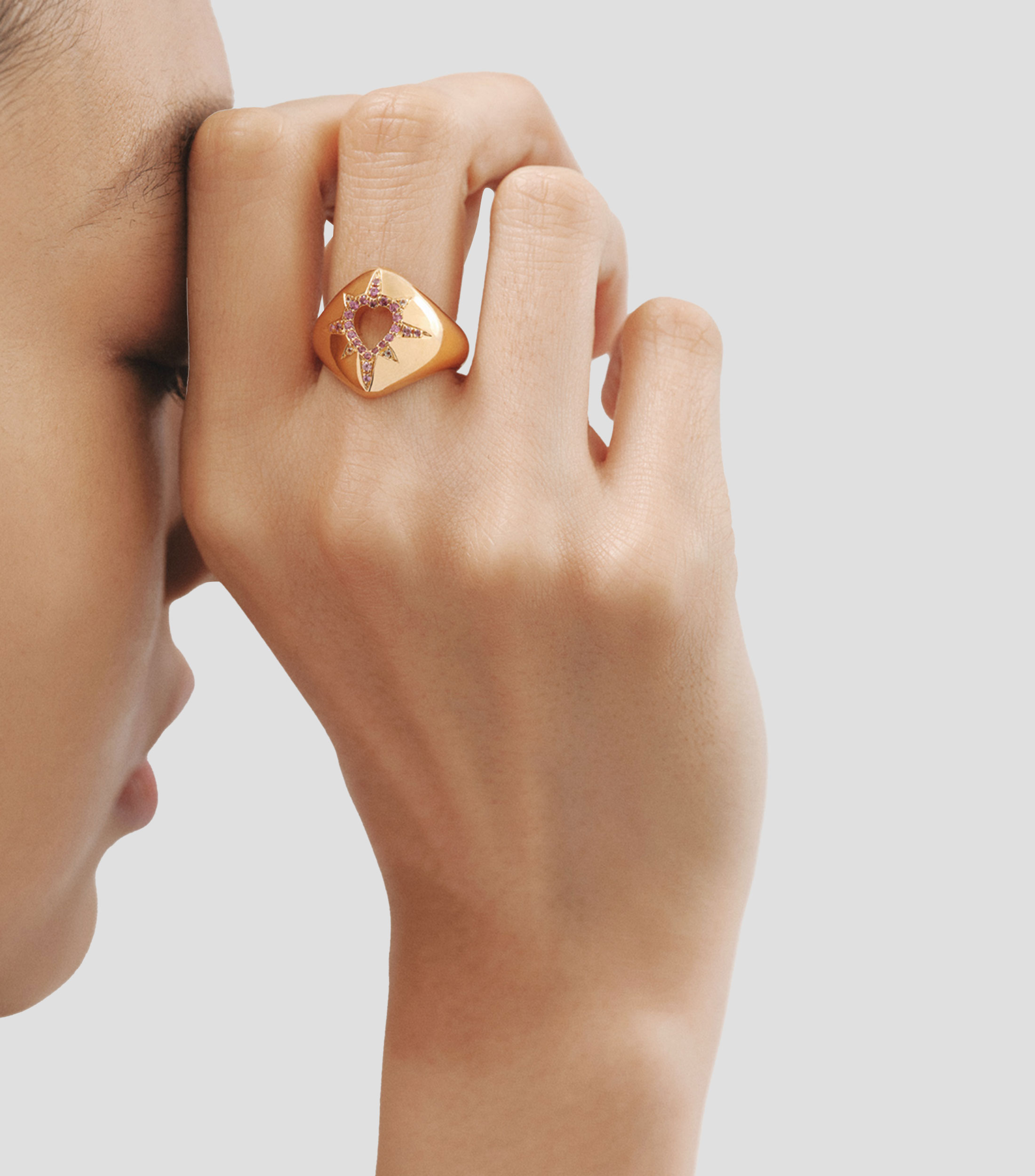 Anillo en Plata .925 con rodolitas, topacios corazón Mujer